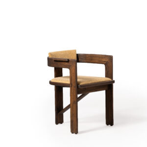 Piatto Dining Chair (With Arm rest, Cushioned back)